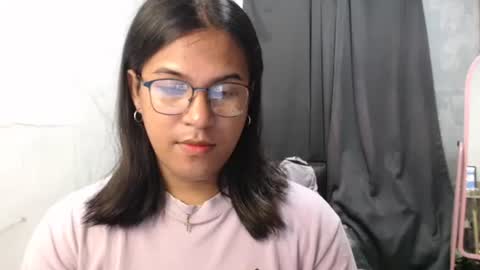 Ellez online show from 10/22/25, 07:24