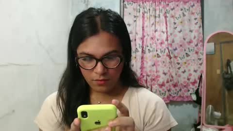 Ellez online show from 02/13/26, 08:05