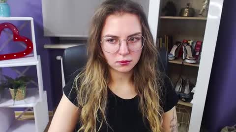 Z O E Y online show from 12/27/24, 05:31