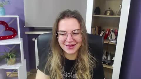 Z O E Y online show from 01/11/25, 05:41