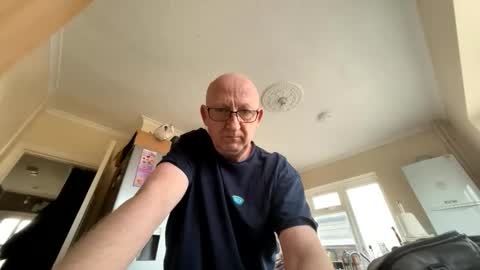 L33 online show from 02/23/26, 08:55