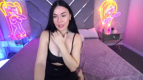 blacksilkqueen online show from 11/21/25, 08:46