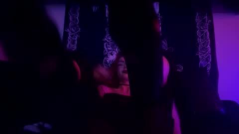 Snapshot of blackstarzara chatting on 12/20/24, 02:30 blackstarzara online show from 12/20/24, 02:30