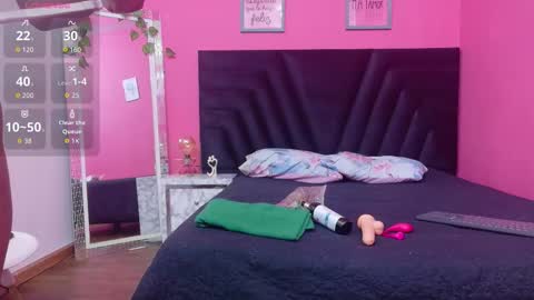 Snapshot of blacksweetiee chatting on 02/18/26, 03:13 Tifffany bllom online show from 02/18/26, 03:13