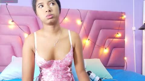 Snapshot of blacksweetiee chatting on 02/25/26, 02:54 Tifffany bllom online show from 02/25/26, 02:54