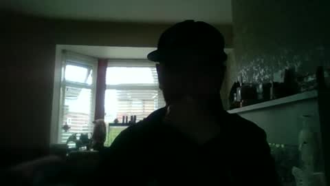 blackvswhite2022 online show from 02/05/25, 02:26