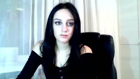Snapshot of blacky_berry chatting on 01/23/25, 11:05 Ivy online show from 01/23/25, 11:05
