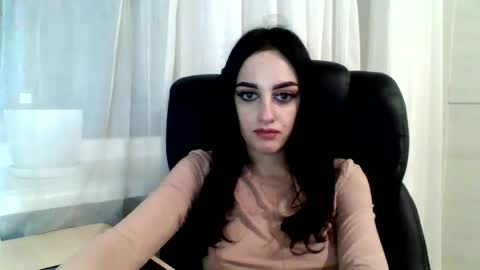 Snapshot of blacky_berry chatting on 01/27/25, 05:26 Ivy online show from 01/27/25, 05:26
