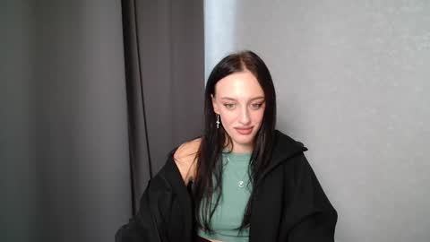 Ivy online show from 04/29/26, 02:10