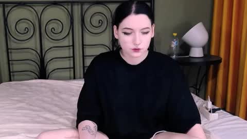 Snapshot of blacky_tea chatting on 03/03/25, 12:26 blacky_tea online show from 03/03/25, 12:26