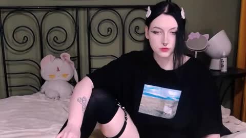 Snapshot of blacky_tea chatting on 09/08/25, 11:15 blacky_tea online show from 09/08/25, 11:15