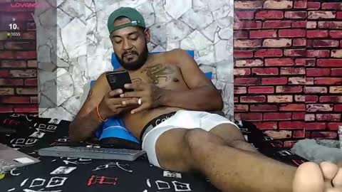 Snapshot of blade_foxx chatting on 04/07/26, 02:45 Richard online show from 04/07/26, 02:45