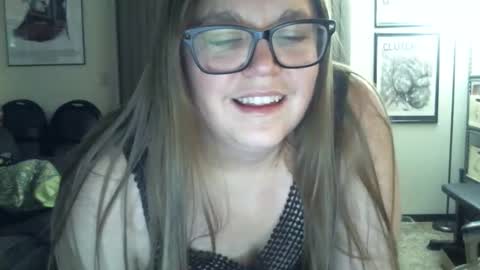 Snapshot of bladesizzo3111 chatting on 12/25/24, 06:20 bladesizzo3111 online show from 12/25/24, 06:20