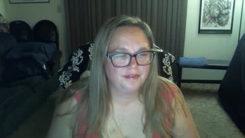 Snapshot of bladesizzo3111 chatting on 09/10/25, 06:46 bladesizzo3111 online show from 09/10/25, 06:46