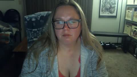 bladesizzo3111 online show from 05/18/26, 06:30