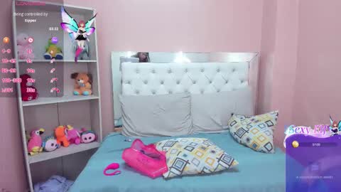 Snapshot of blaiir_moon chatting on 12/21/25, 03:08 blaiir_moon online show from 12/21/25, 03:08