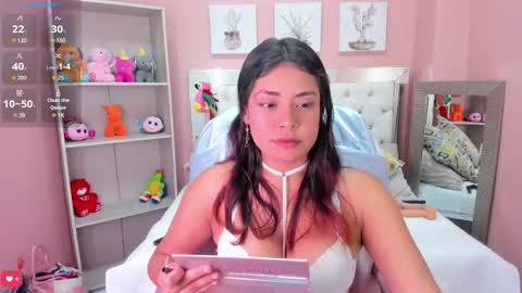 Snapshot of blaiir_moon chatting on 01/11/26, 02:33 blaiir_moon online show from 01/11/26, 02:33