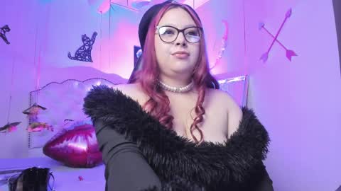 Snapshot of blair_elliis chatting on 02/28/25, 10:17 Blair online show from 02/28/25, 10:17