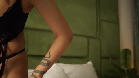 Snapshot of blair_levine chatting on 01/11/26, 05:12 Blair online show from 01/11/26, 05:12