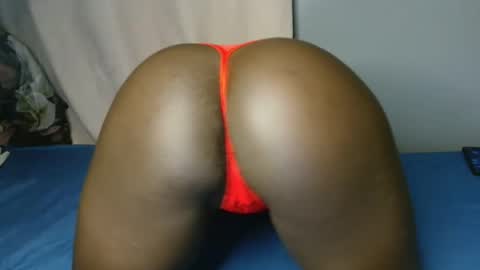Snapshot of blair_sue chatting on 05/03/26, 11:44 love online show from 05/03/26, 11:44