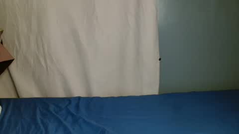 Snapshot of blair_sue chatting on 05/06/26, 01:14 love online show from 05/06/26, 01:14