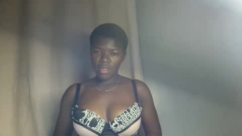 Snapshot of blair_sue chatting on 05/12/26, 11:46 love online show from 05/12/26, 11:46