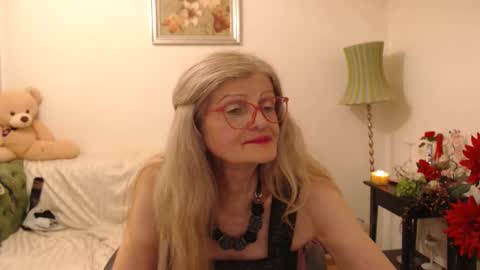 Snapshot of blairfort chatting on 02/17/25, 08:04 blairfort online show from 02/17/25, 08:04