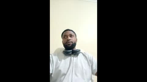 Snapshot of blakchiise chatting on 04/18/26, 02:59 blakchiise online show from 04/18/26, 02:59