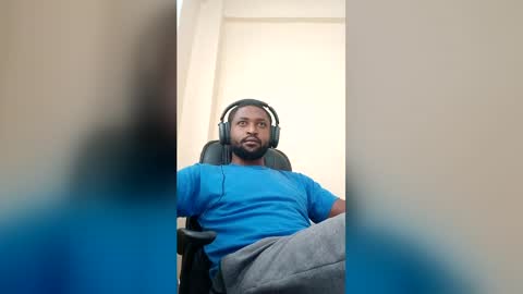 Snapshot of blakchiise chatting on 05/22/26, 05:36 blakchiise online show from 05/22/26, 05:36