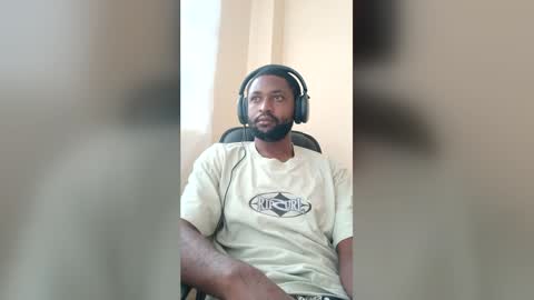 Snapshot of blakchiise chatting on 05/31/26, 05:48 blakchiise online show from 05/31/26, 05:48