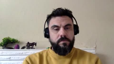 Snapshot of blake_downunder chatting on 02/27/26, 05:46 Blake from Australia online show from 02/27/26, 05:46
