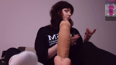 Britney online show from 10/25/25, 10:34