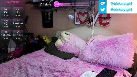 Snapshot of blakelytgirl chatting on 01/11/25, 08:54 Blakely Morningstar online show from 01/11/25, 08:54