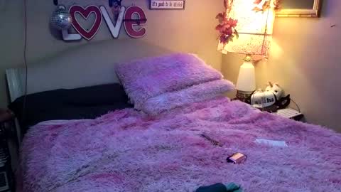 Blakely Morningstar   online show from 02/05/25, 07:07