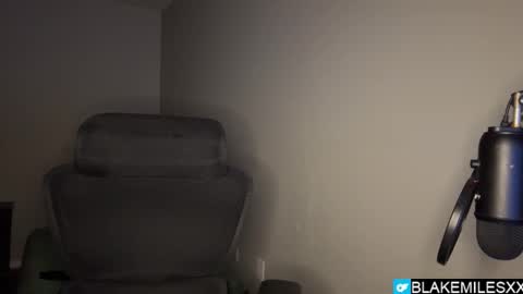 Blake Miles online show from 12/01/25, 05:56