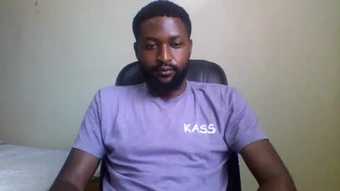 Snapshot of blakmoufaka chatting on 03/26/26, 05:24 blakmoufaka online show from 03/26/26, 05:24