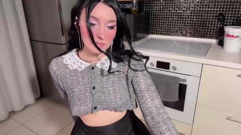 Snapshot of blancasuarez chatting on 09/29/25, 09:52 MY VIDEOS THAT WILL MAKE YOU CUM - online show from 09/29/25, 09:52