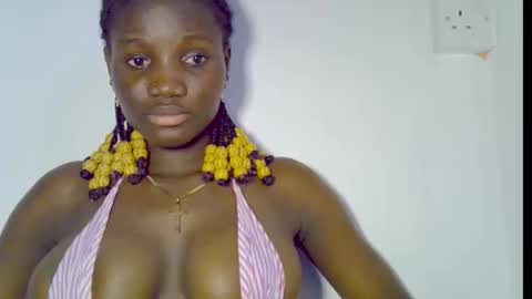 Snapshot of blaq_melanin chatting on 11/30/25, 11:58 nikky00 online show from 11/30/25, 11:58