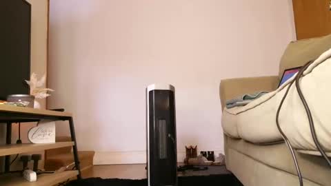 Snapshot of blasianangel444 chatting on 03/13/26, 06:36 blasianangel444 online show from 03/13/26, 06:36