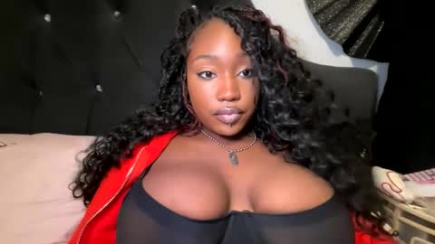 Snapshot of blasiangyal chatting on 05/05/26, 01:24 blasiangyal online show from 05/05/26, 01:24
