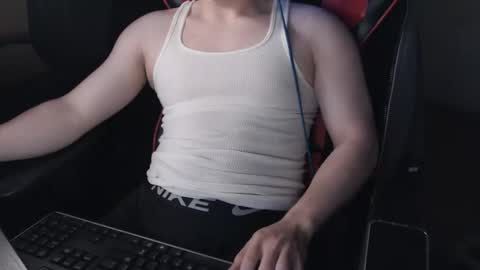 Snapshot of blasterkev chatting on 05/26/26, 06:09 Kev online show from 05/26/26, 06:09