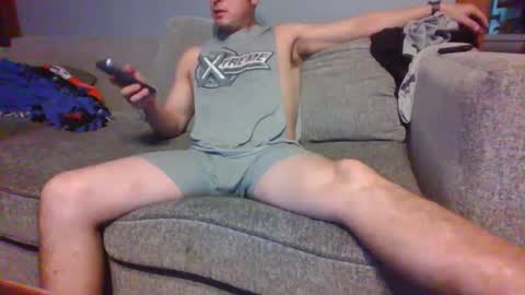 Snapshot of blaw_1321 chatting on 09/28/25, 04:45 blaw_1321 online show from 09/28/25, 04:45