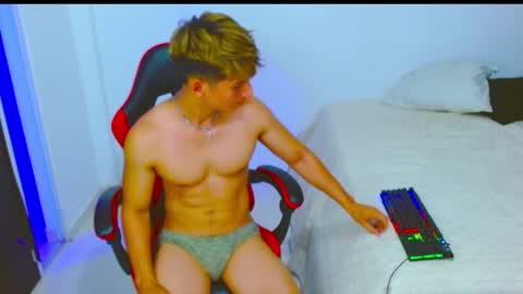 Snapshot of bleach_tiago chatting on 03/10/26, 12:37 bleach tiago online show from 03/10/26, 12:37