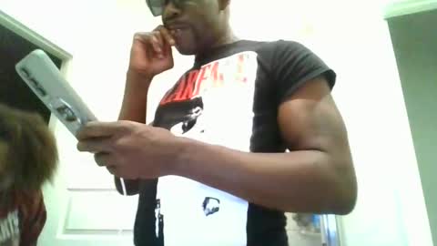 Snapshot of blessica_eddieluv6996 chatting on 04/13/26, 02:06 BLESSICA EDDIE LOVE online show from 04/13/26, 02:06