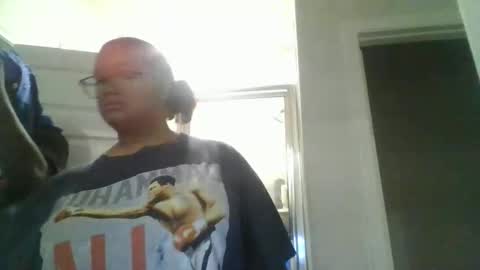 Snapshot of blessica_eddieluv6996 chatting on 05/04/26, 12:06 BLESSICA EDDIE LOVE online show from 05/04/26, 12:06