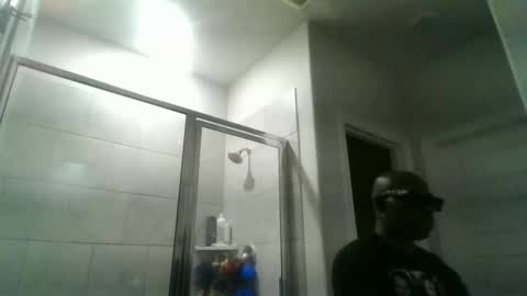 Snapshot of blessica_eddieluv6996 chatting on 05/10/26, 02:39 BLESSICA EDDIE LOVE online show from 05/10/26, 02:39