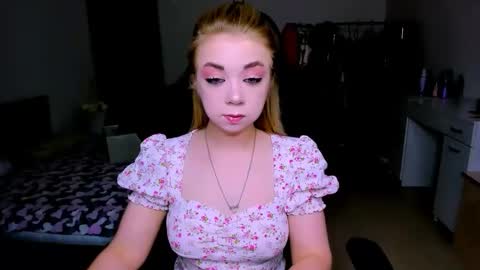 Nicole online show from 05/31/26, 01:29