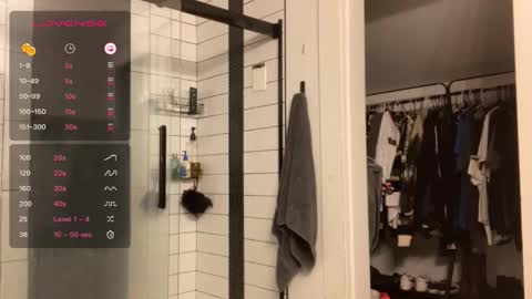 Snapshot of blkalthottie chatting on 01/17/26, 02:49 blkalthottie online show from 01/17/26, 02:49