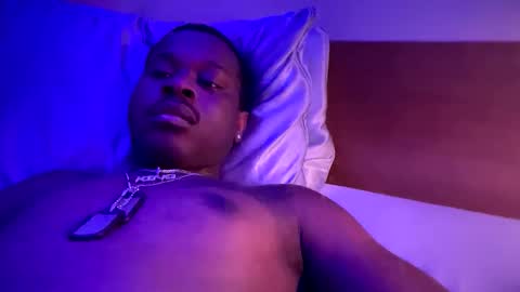 Snapshot of blkcoxk chatting on 04/02/26, 01:03 blkcoxk online show from 04/02/26, 01:03