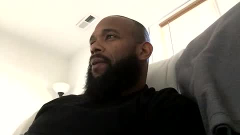 Snapshot of blksurfher chatting on 03/08/25, 10:02 blksurfher online show from 03/08/25, 10:02